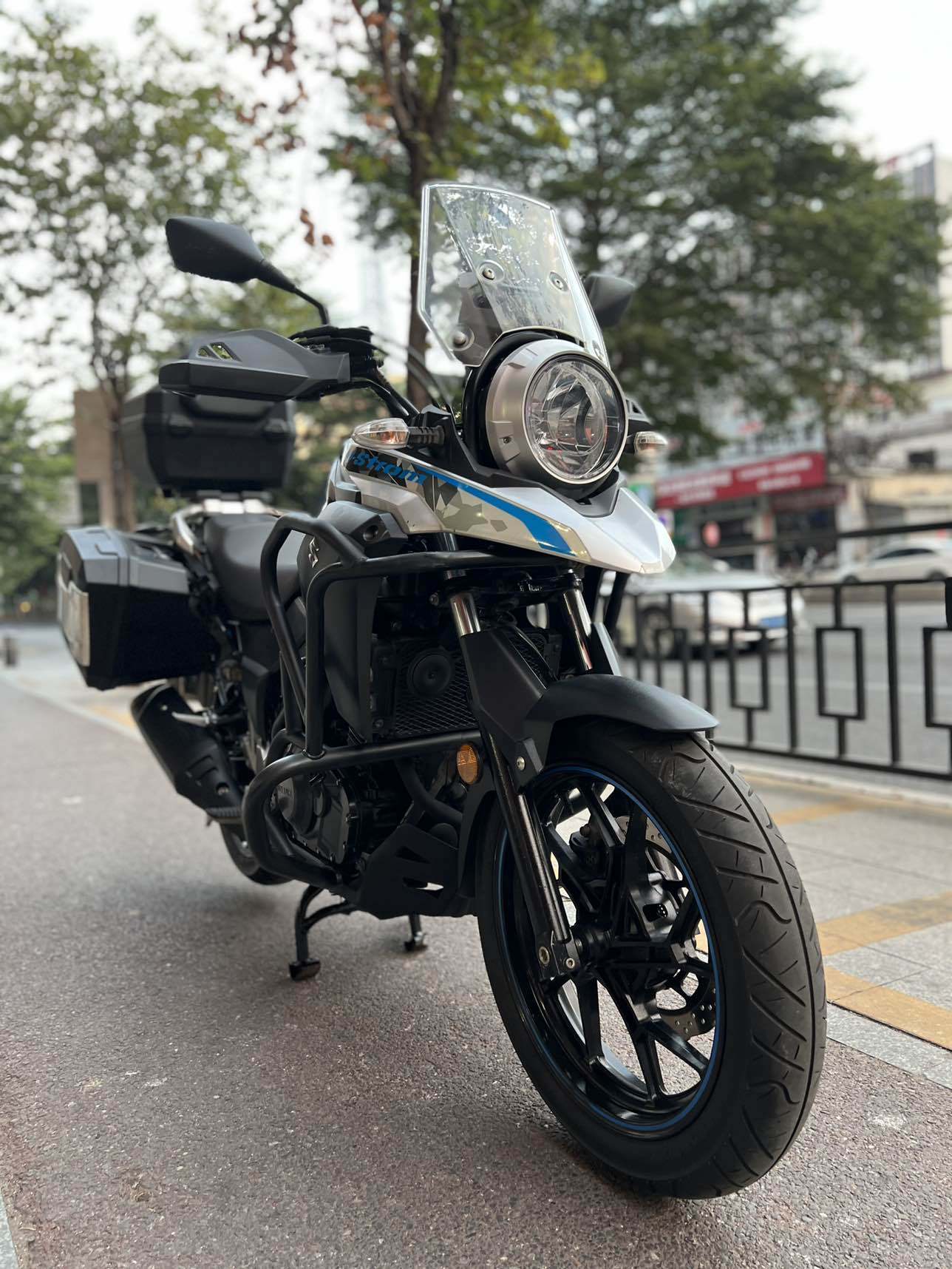 豪爵铃木 DL250