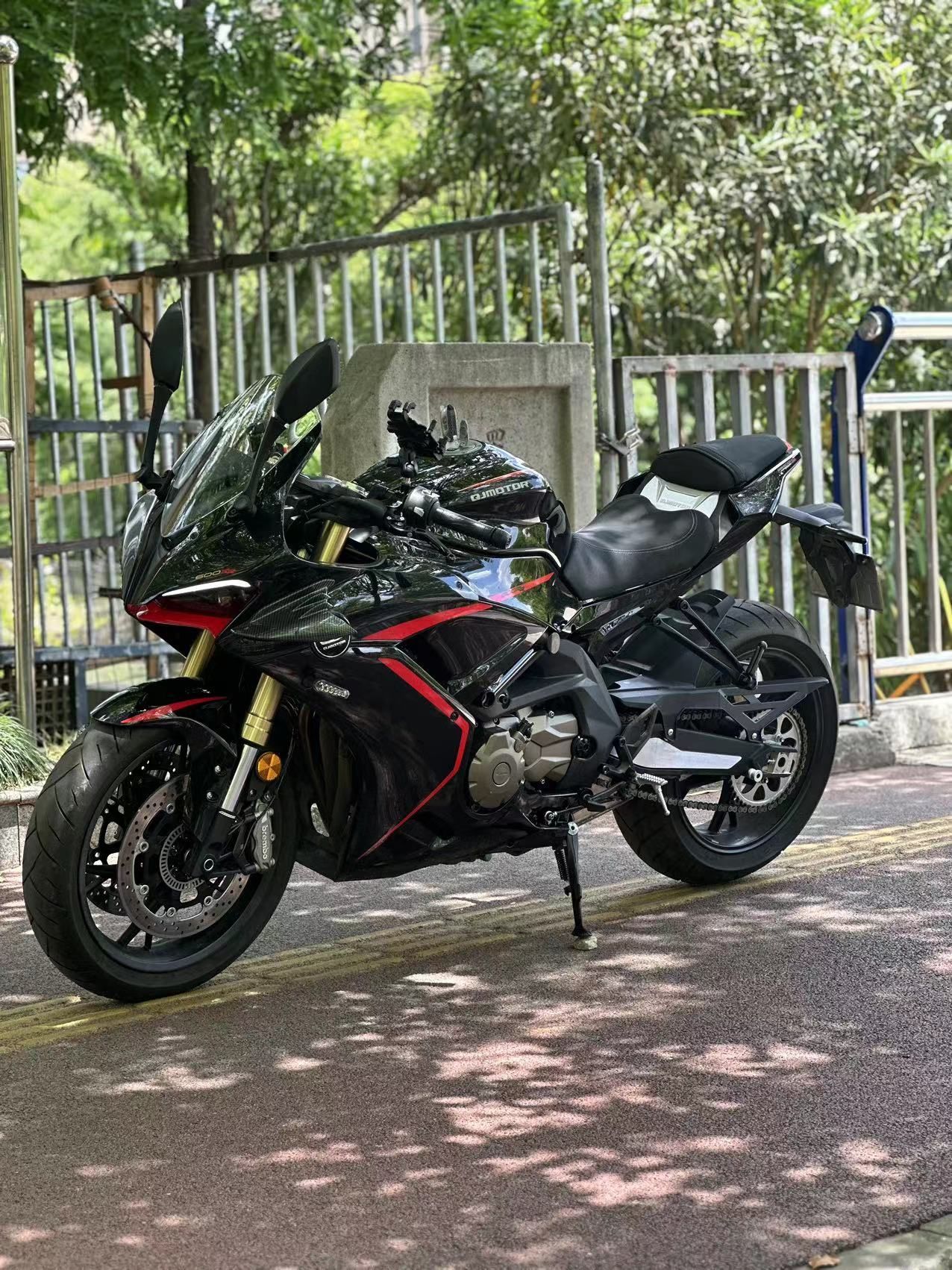 QJMOTOR 赛600