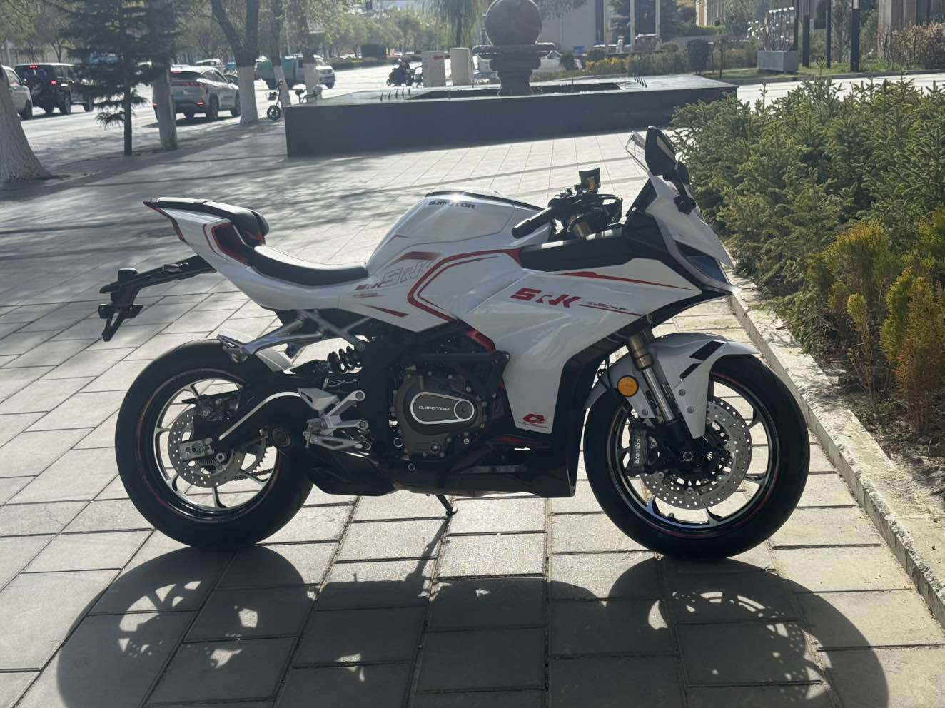 QJMOTOR 赛421