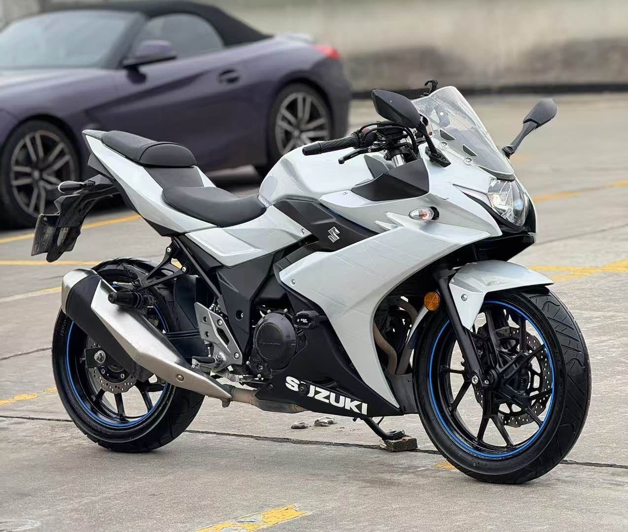 豪爵铃木 GSX250R