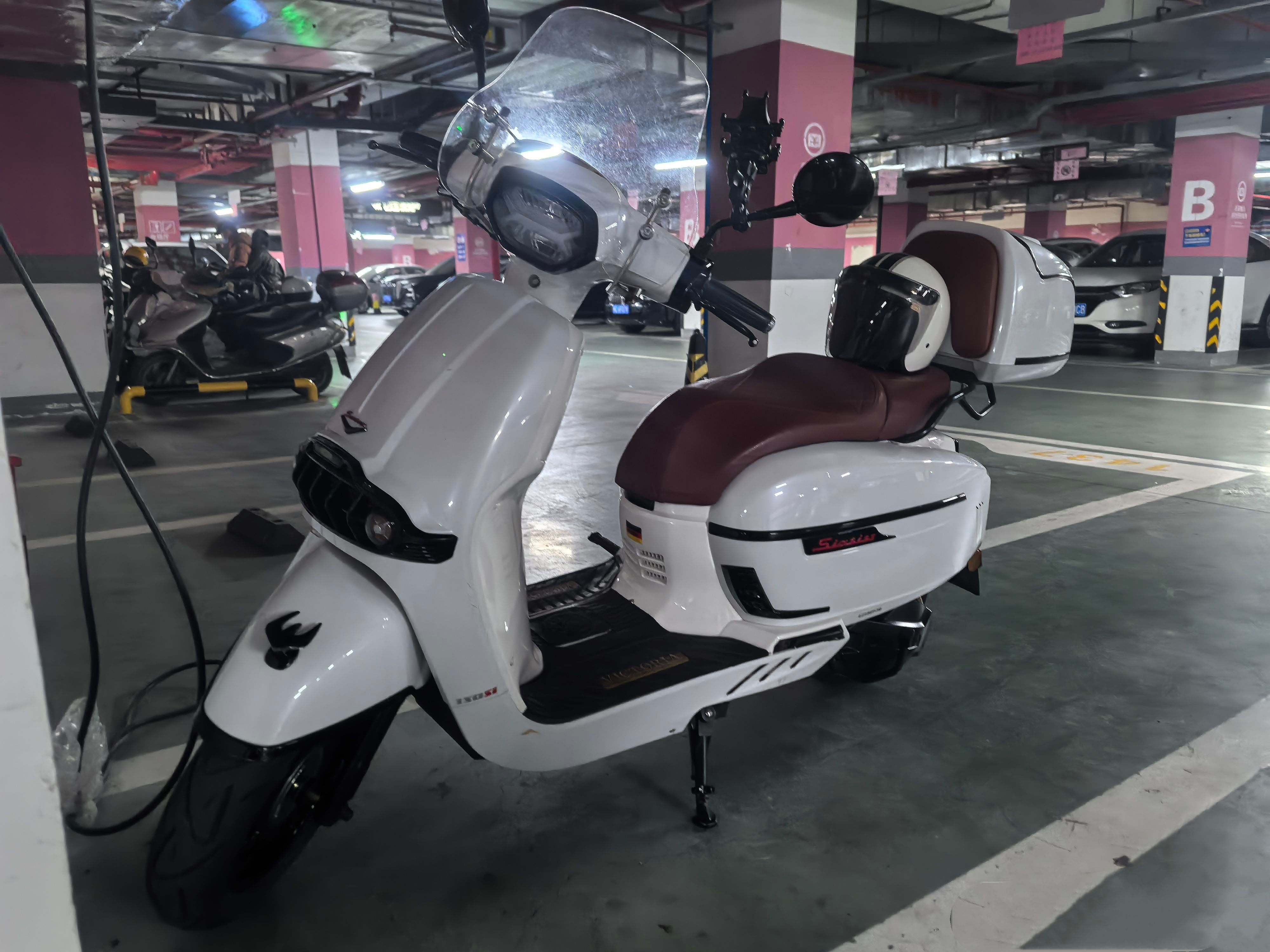 维多利亚 Sixties 150Si