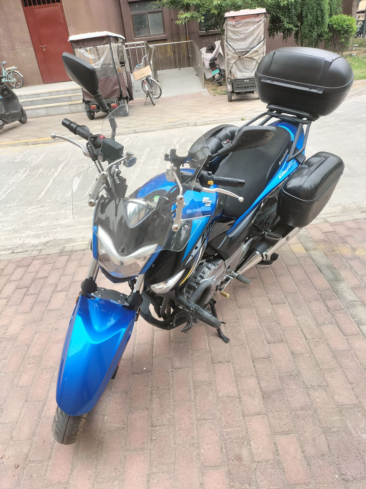 豪爵铃木 骊驰 GW250