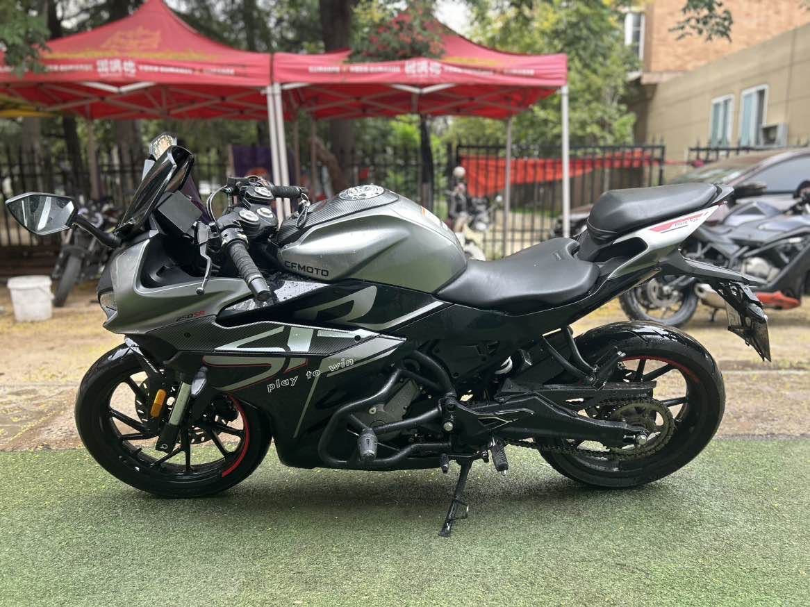 春风 250SR