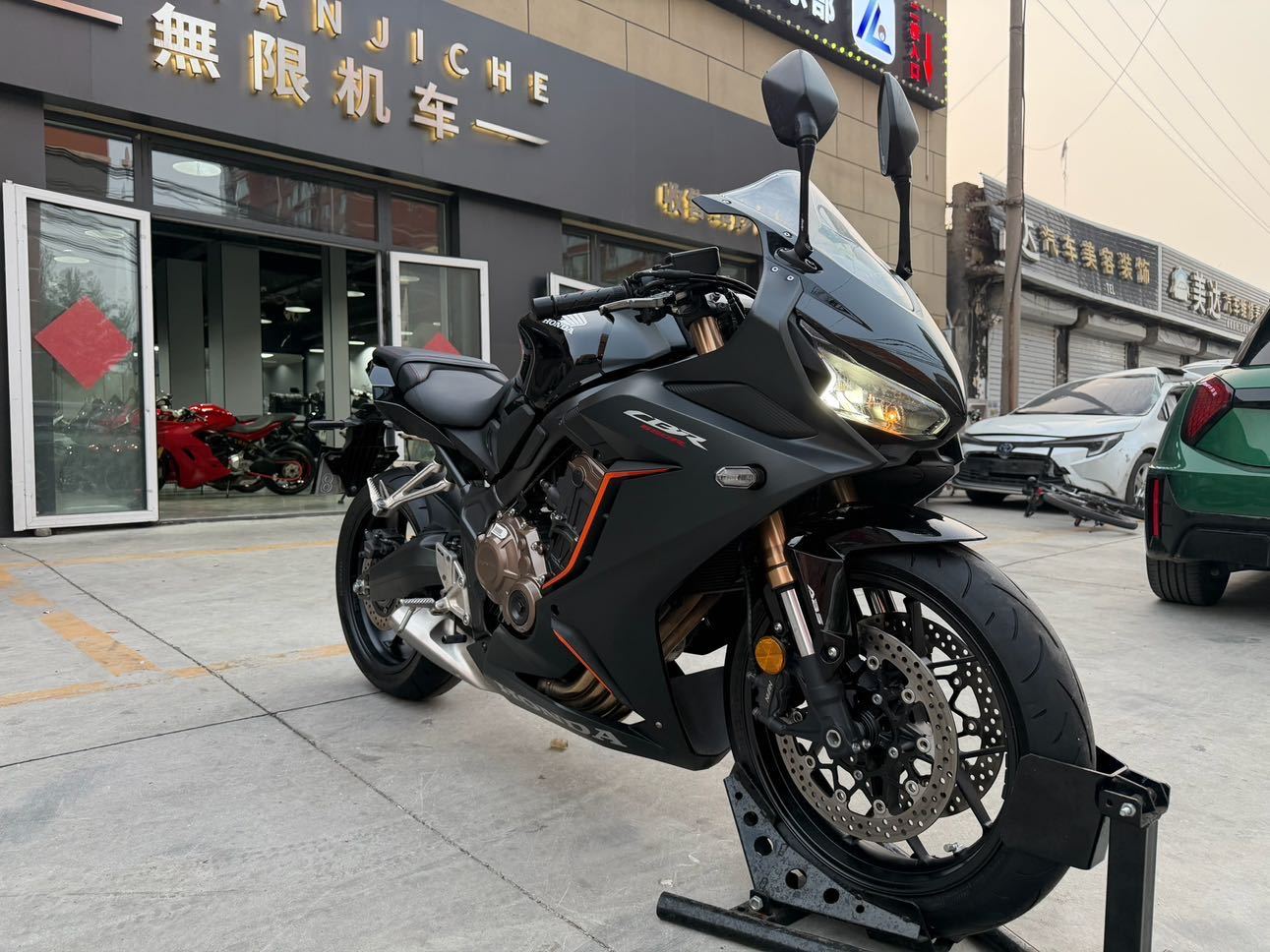 本田DREAMWING CBR650R