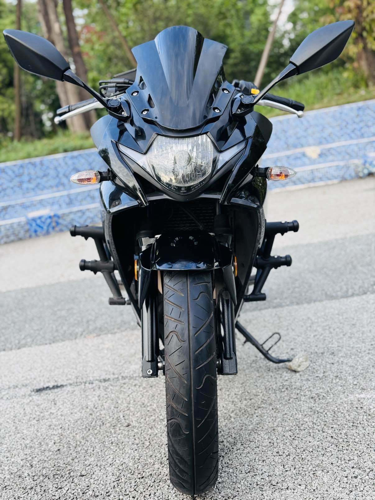 豪爵铃木 GSX250R