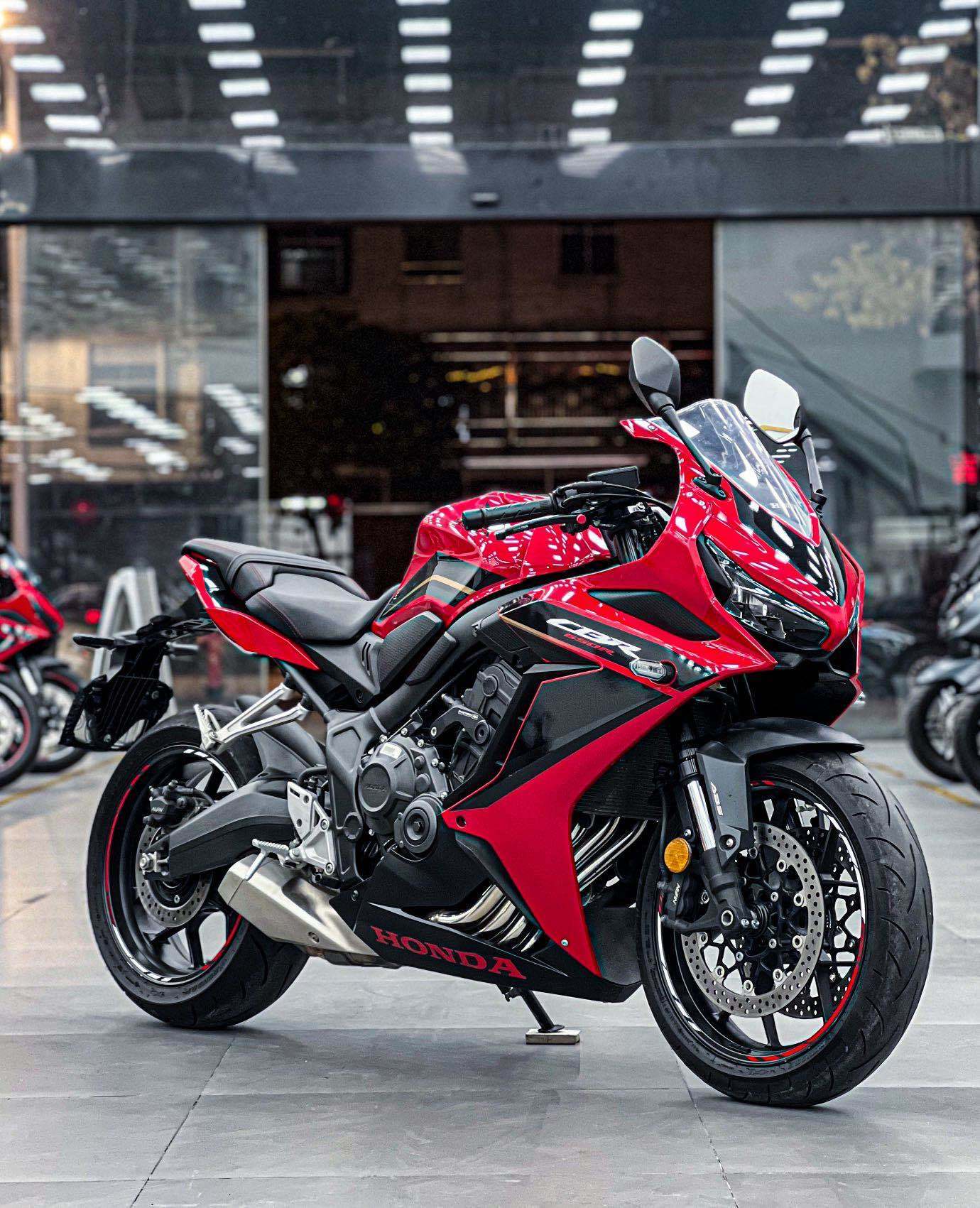 本田DREAMWING CBR650R