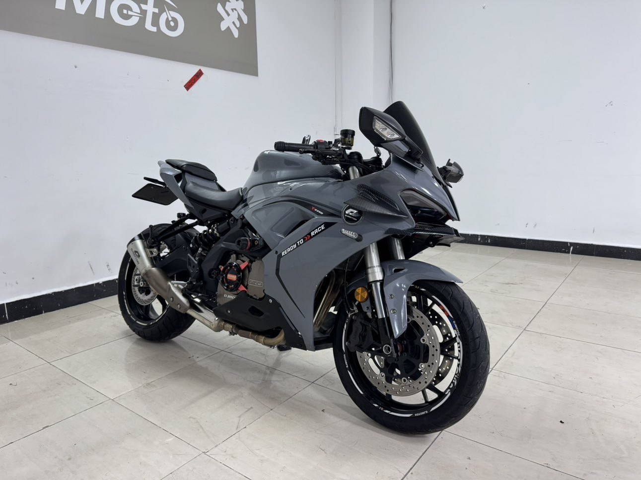 QJMOTOR 赛600