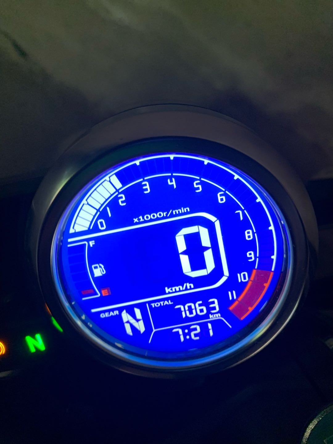 新大洲本田 CBF190R