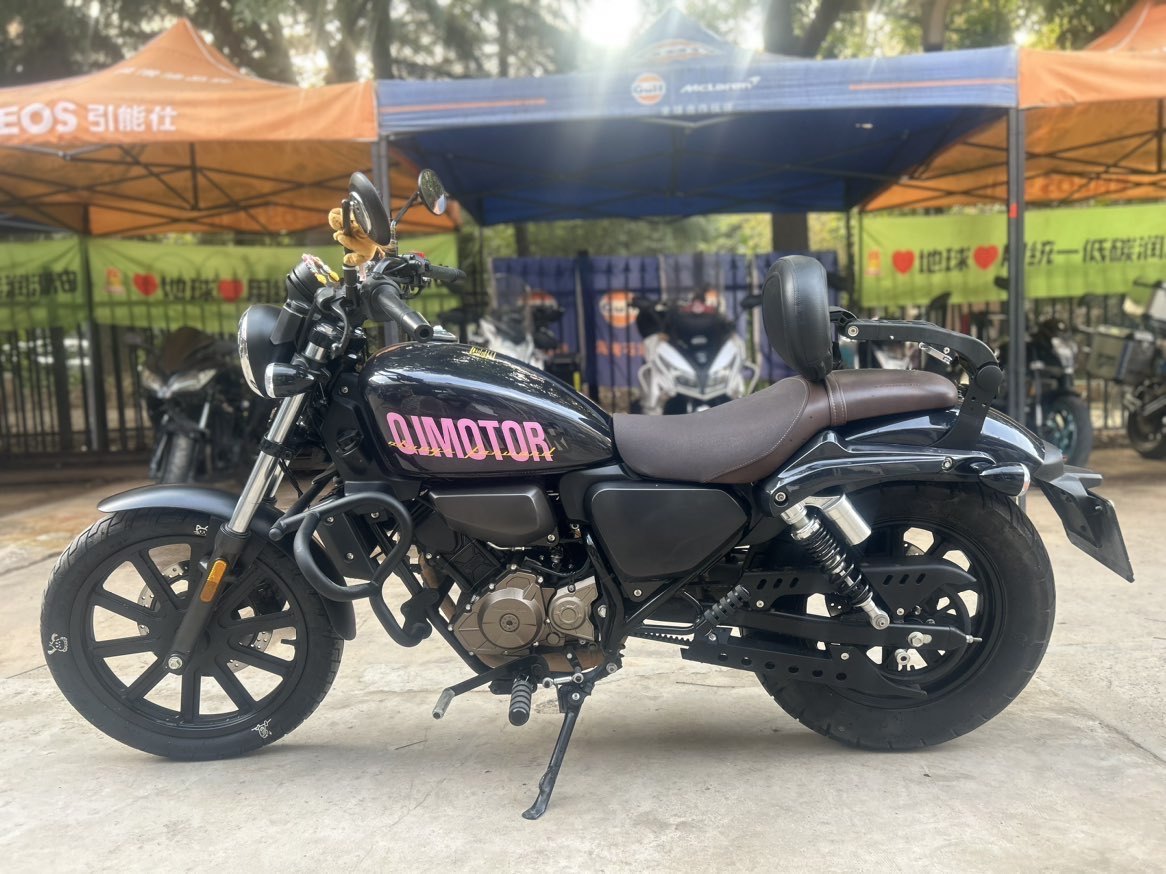 QJMOTOR 闪150