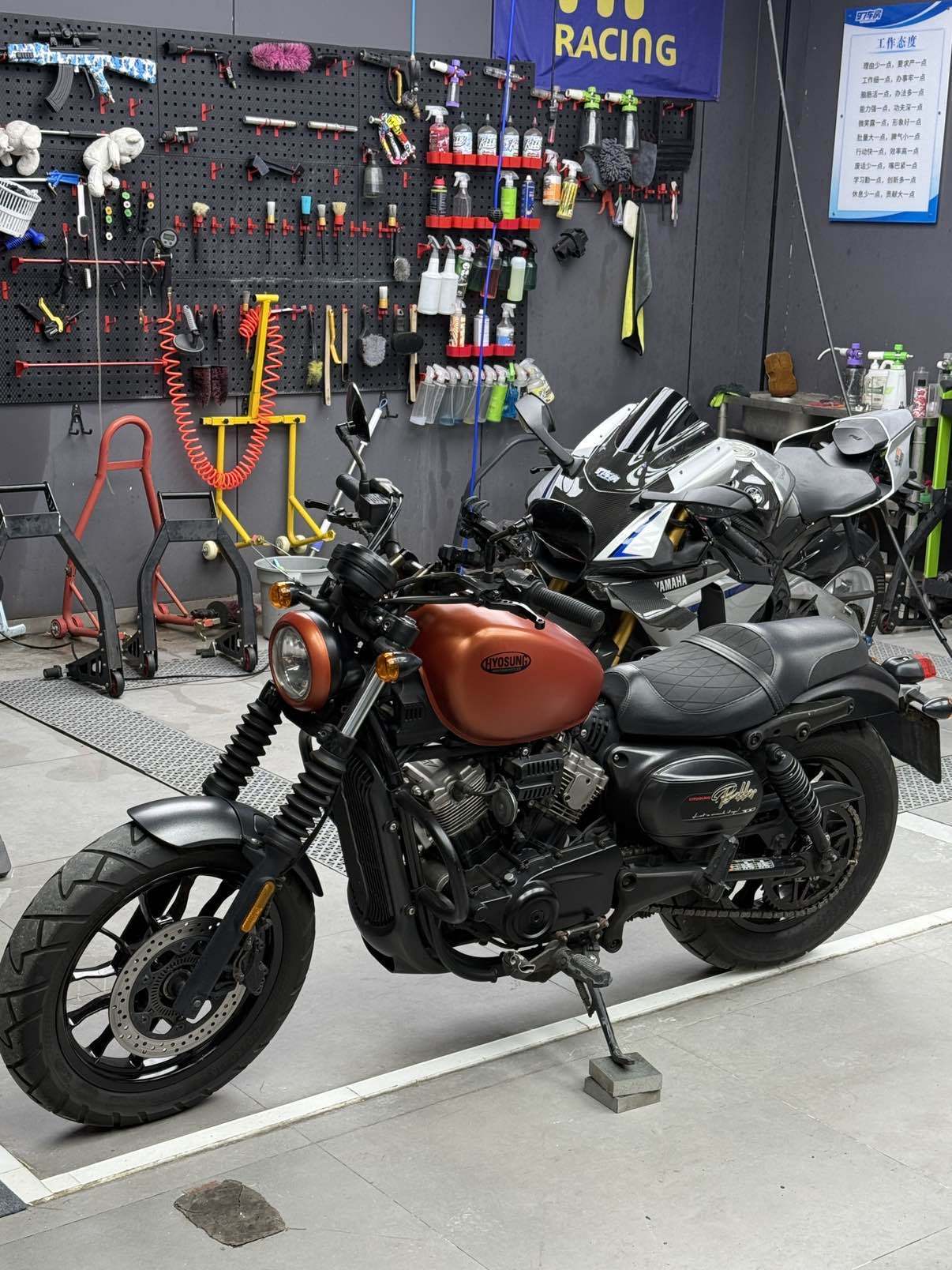 骁胜HYOSUNG GV300S