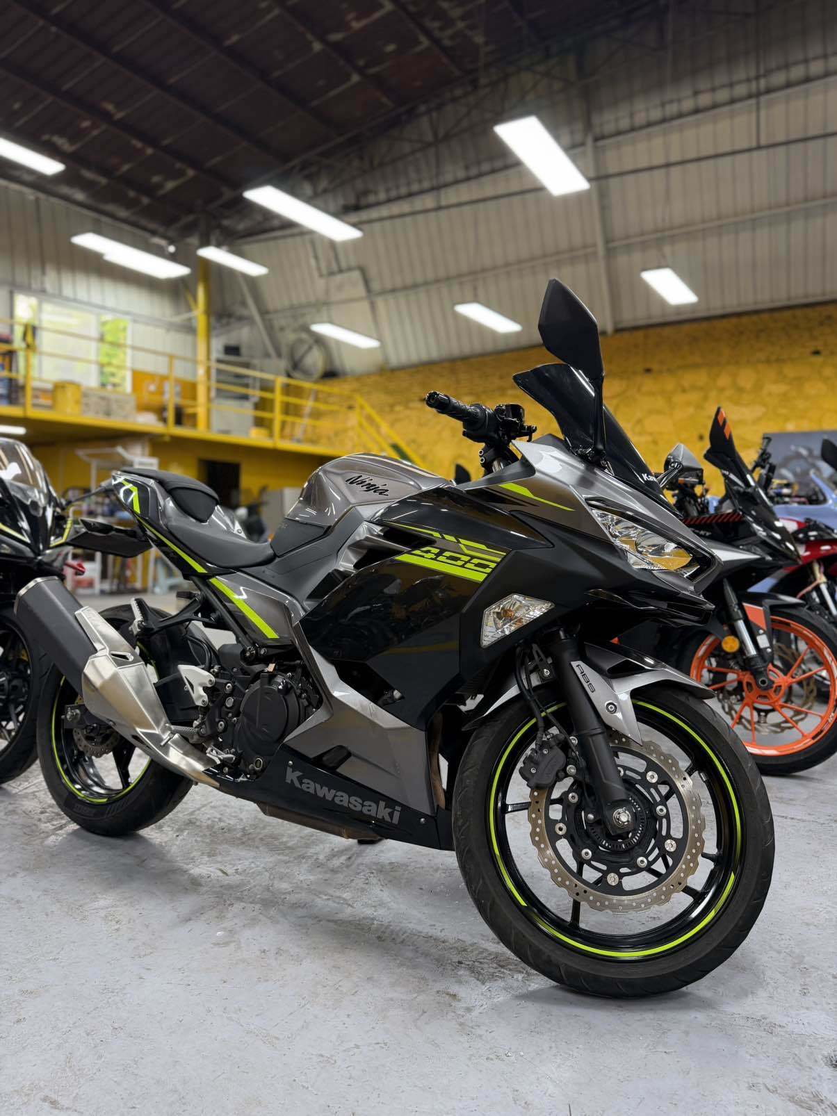川崎 Ninja 400
