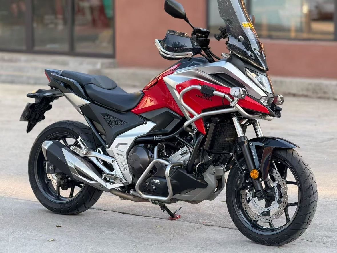 本田DREAMWING NC750X