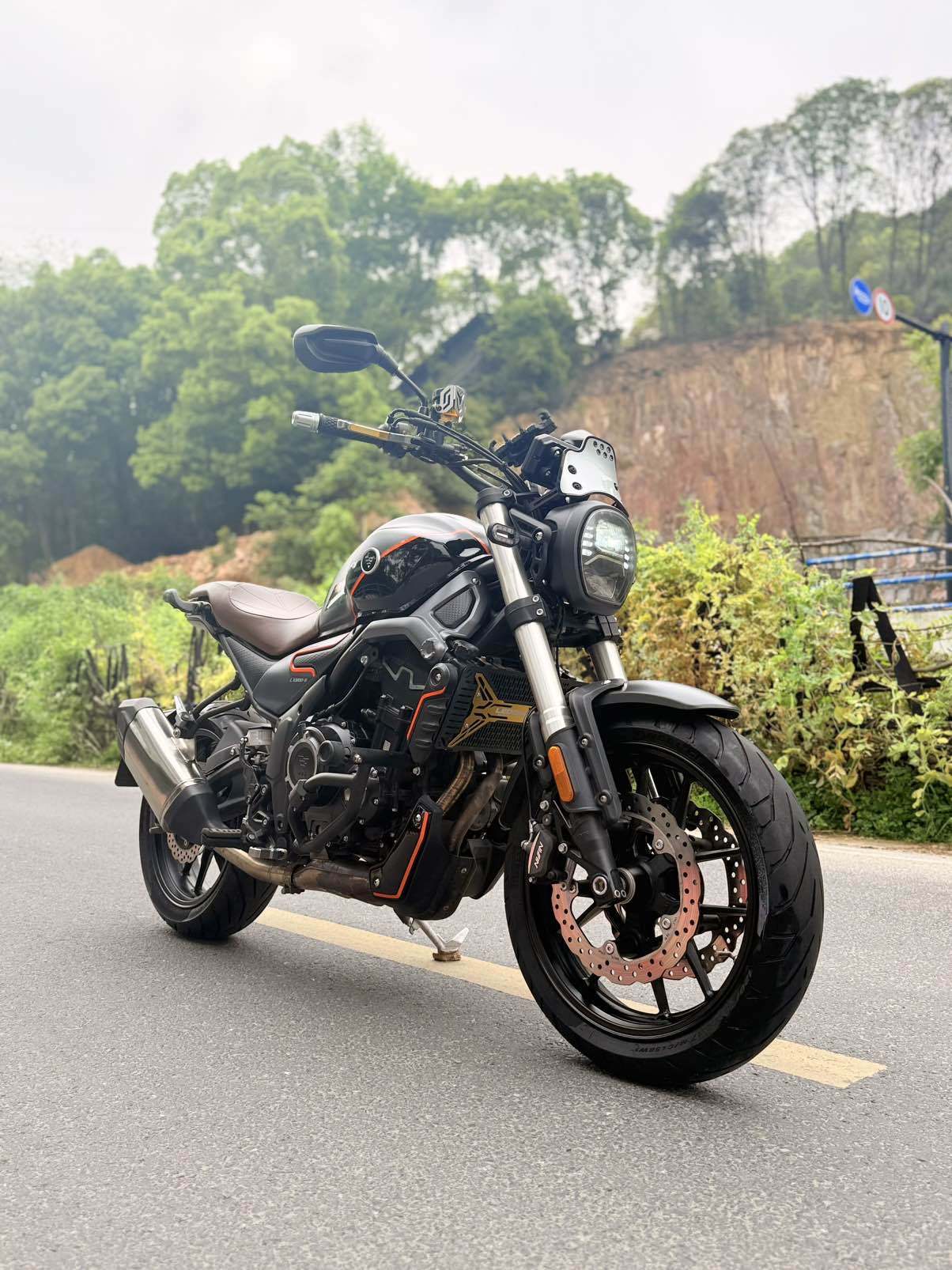 无极 AC525