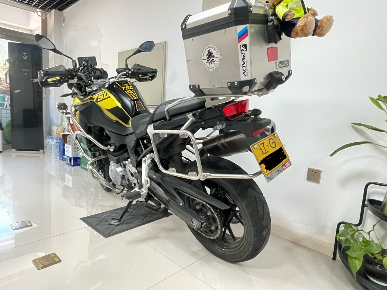 宝马 F 750 GS