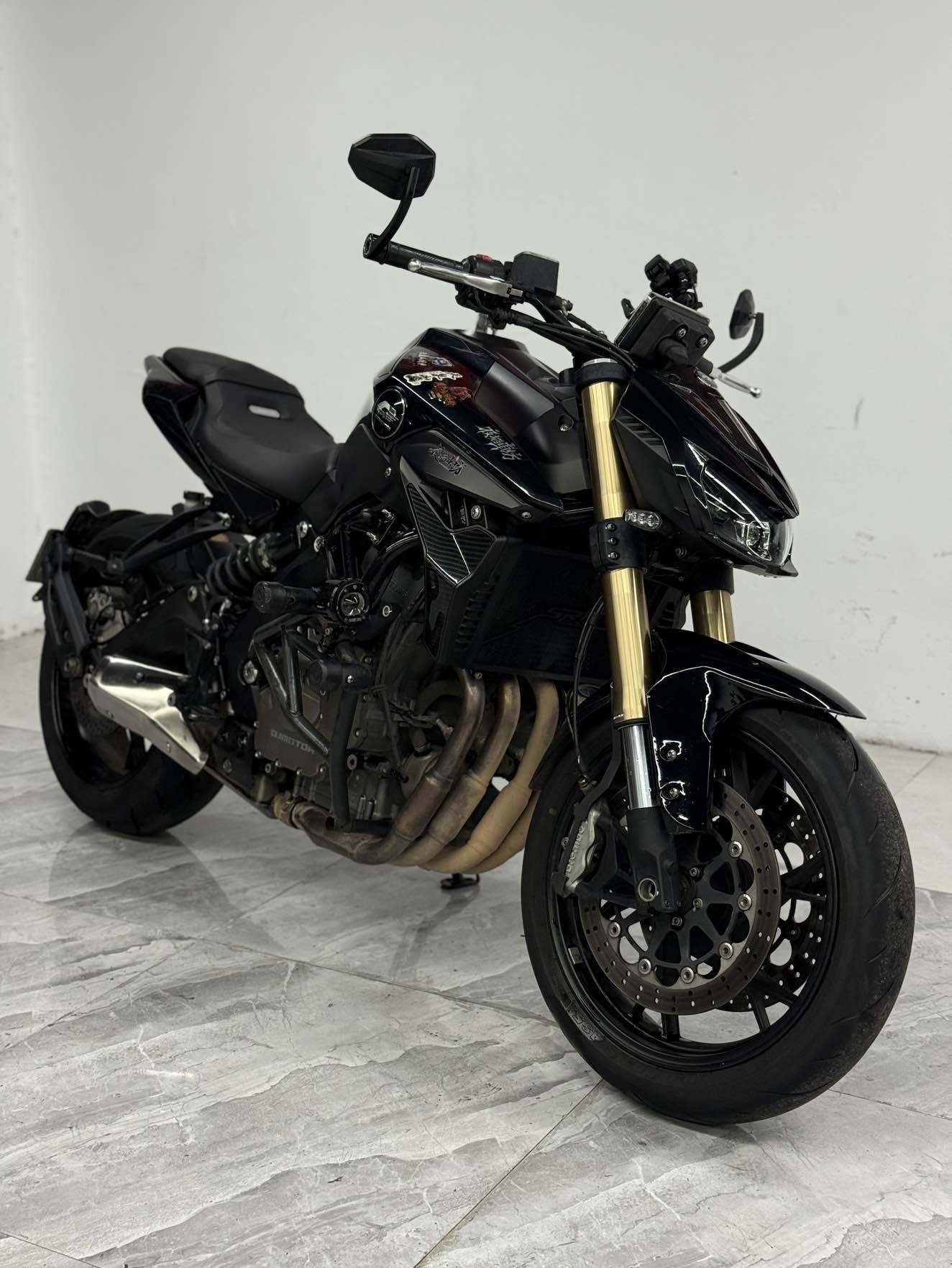 QJMOTOR 追600