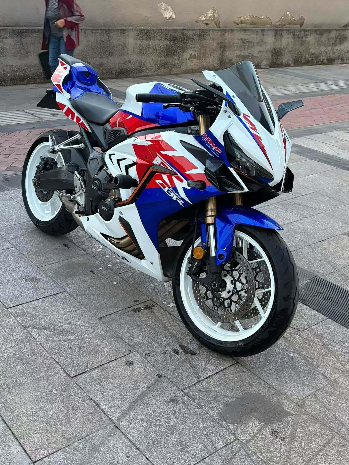 本田DREAMWING CBR650R