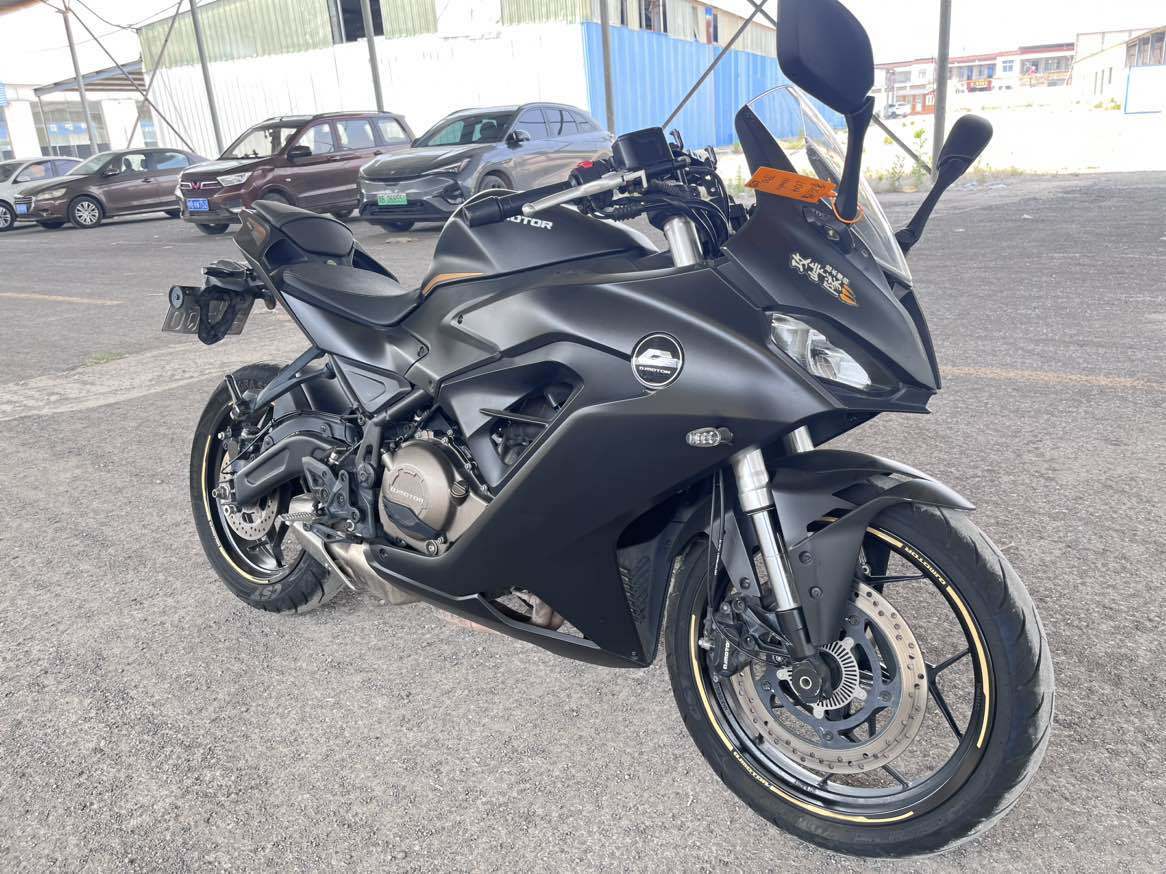 QJMOTOR 赛250