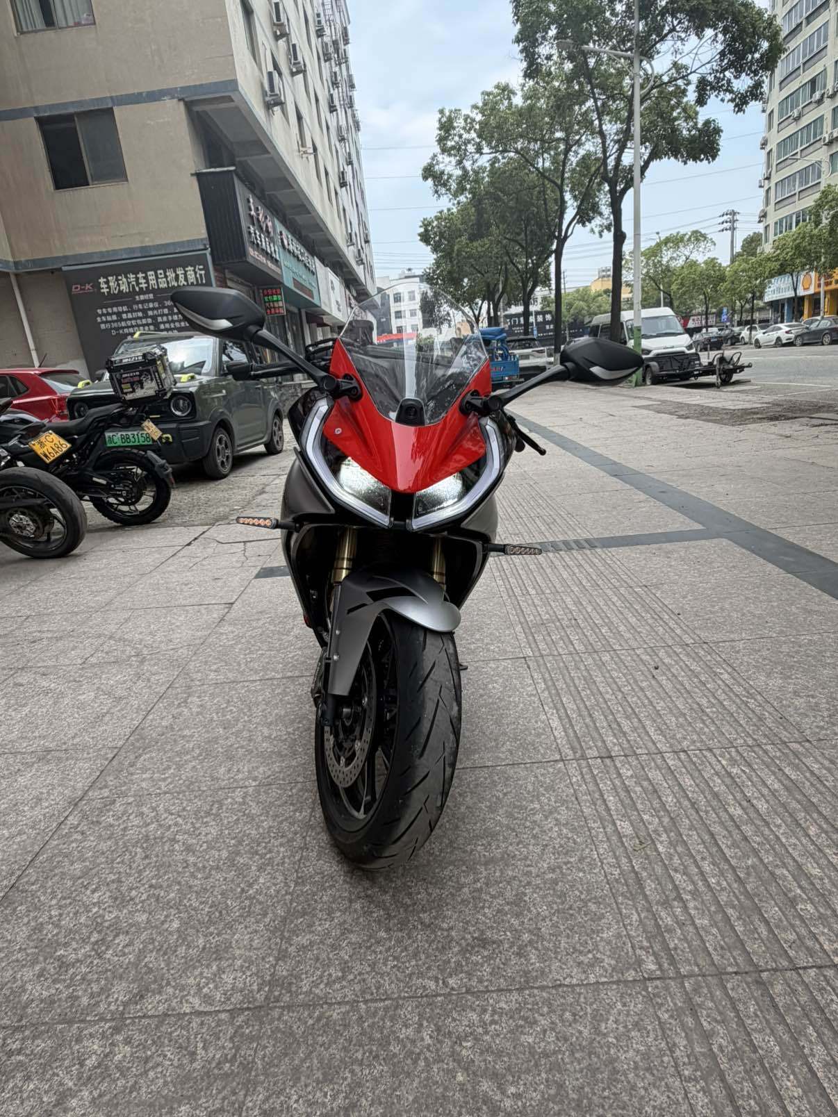 QJMOTOR 赛421