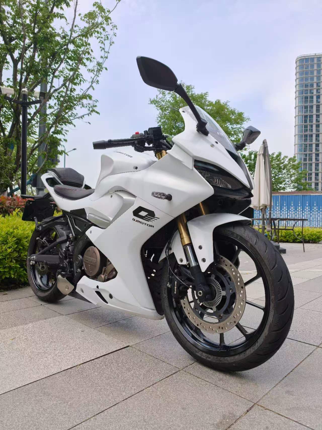 QJMOTOR 赛250
