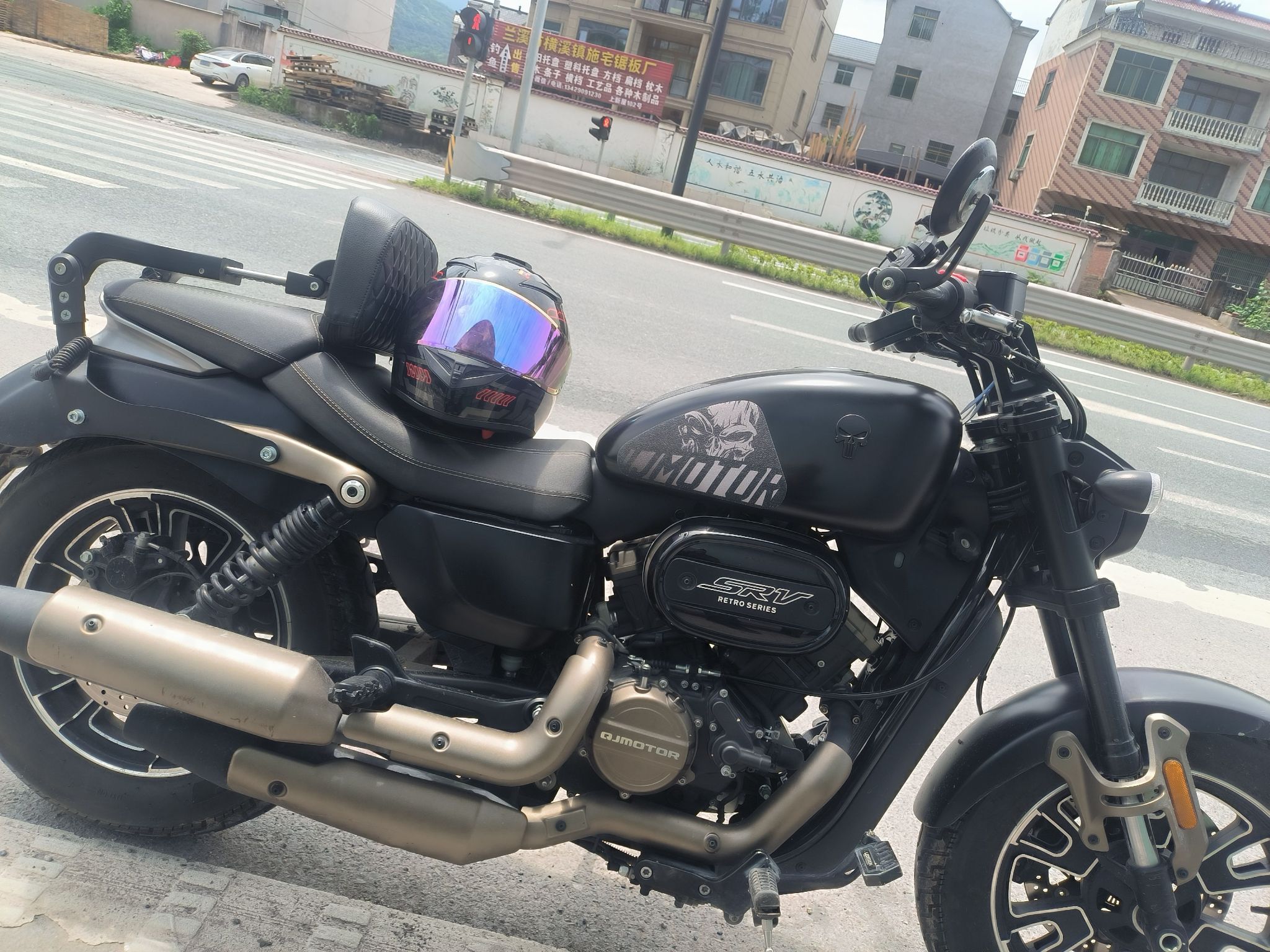 QJMOTOR 闪350