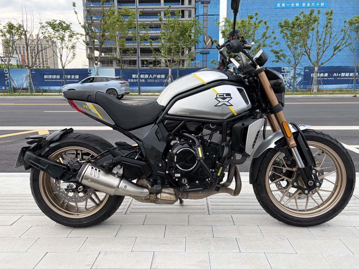 春风 700CL-X