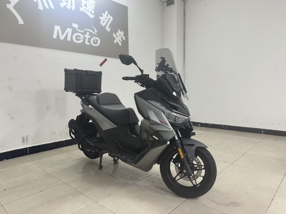 无极 SR250GT