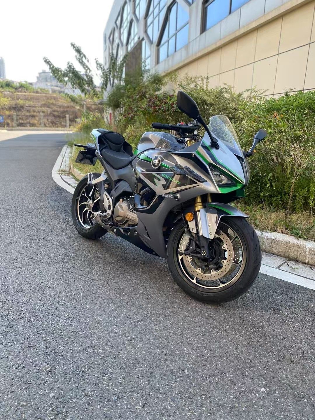 QJMOTOR 赛550