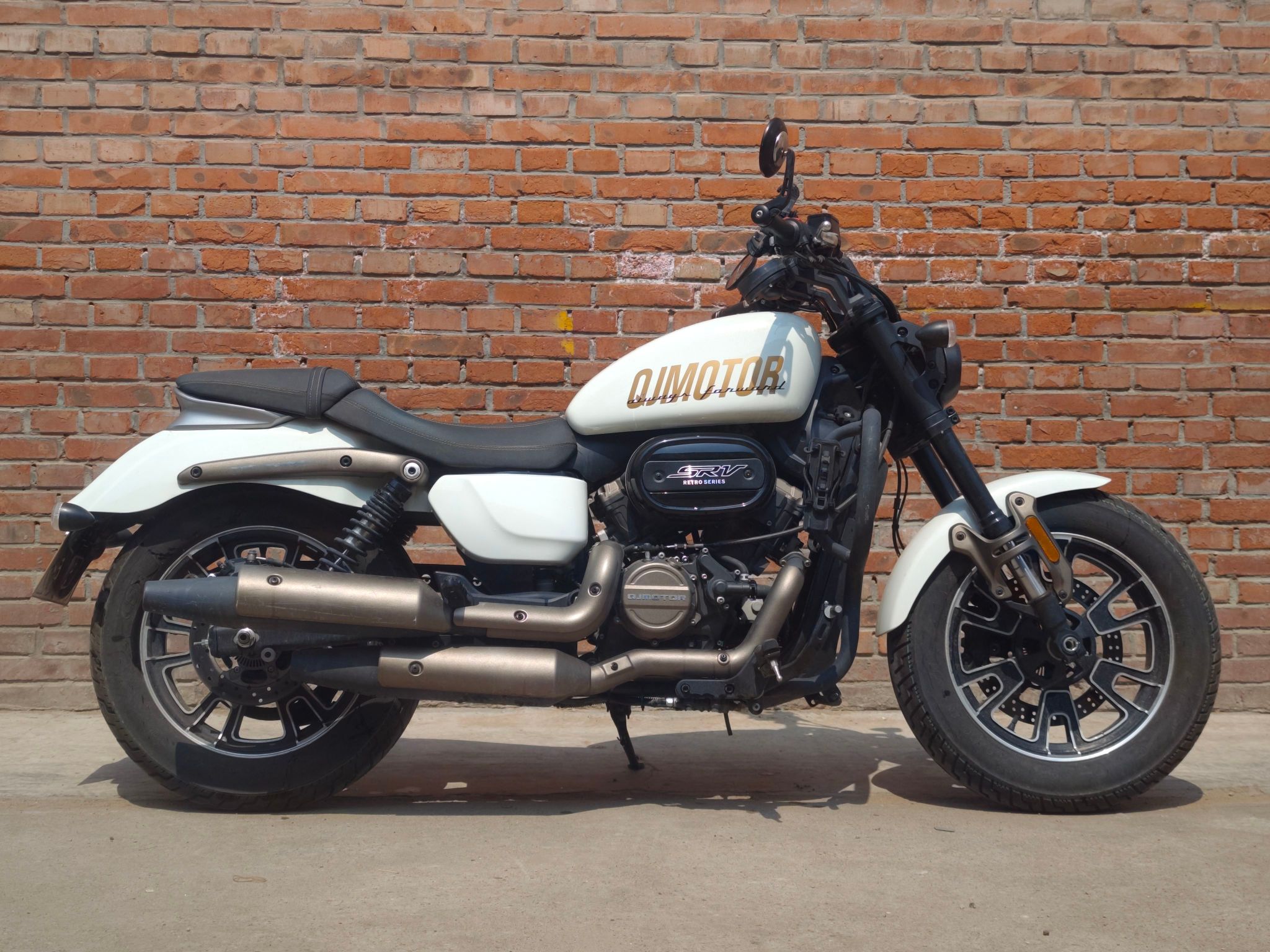 QJMOTOR 闪350