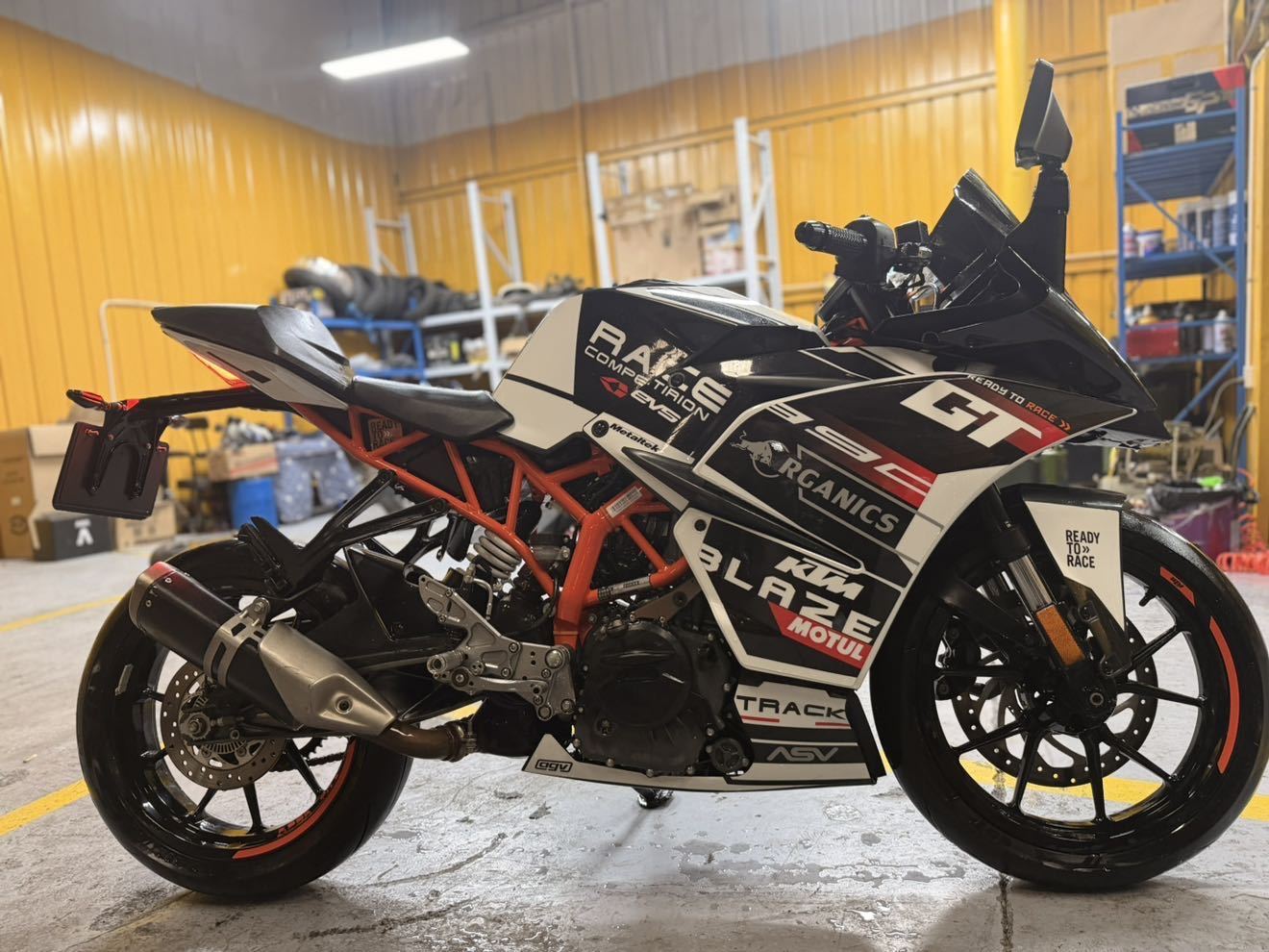 KTMR2R RC 390 