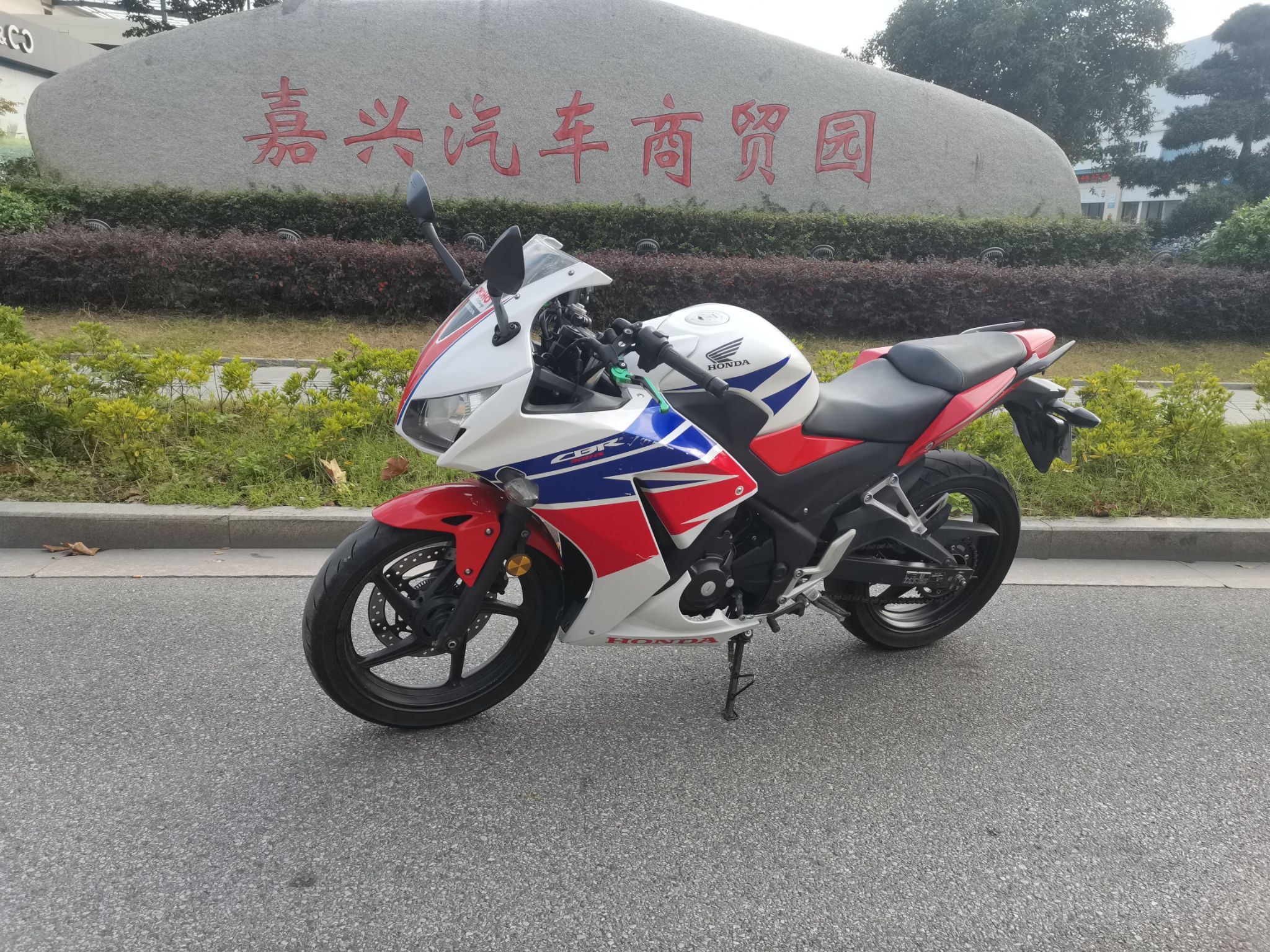 新大洲本田 CBR300R