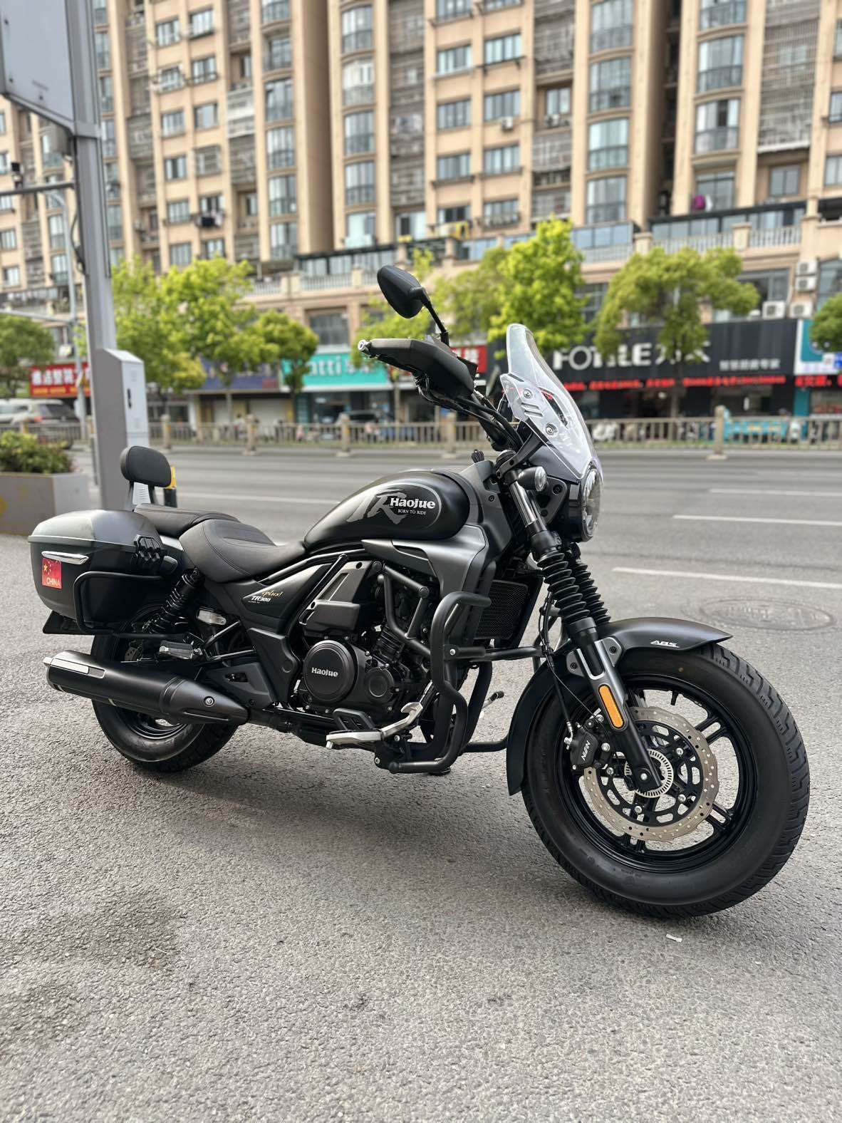 豪爵 TR300