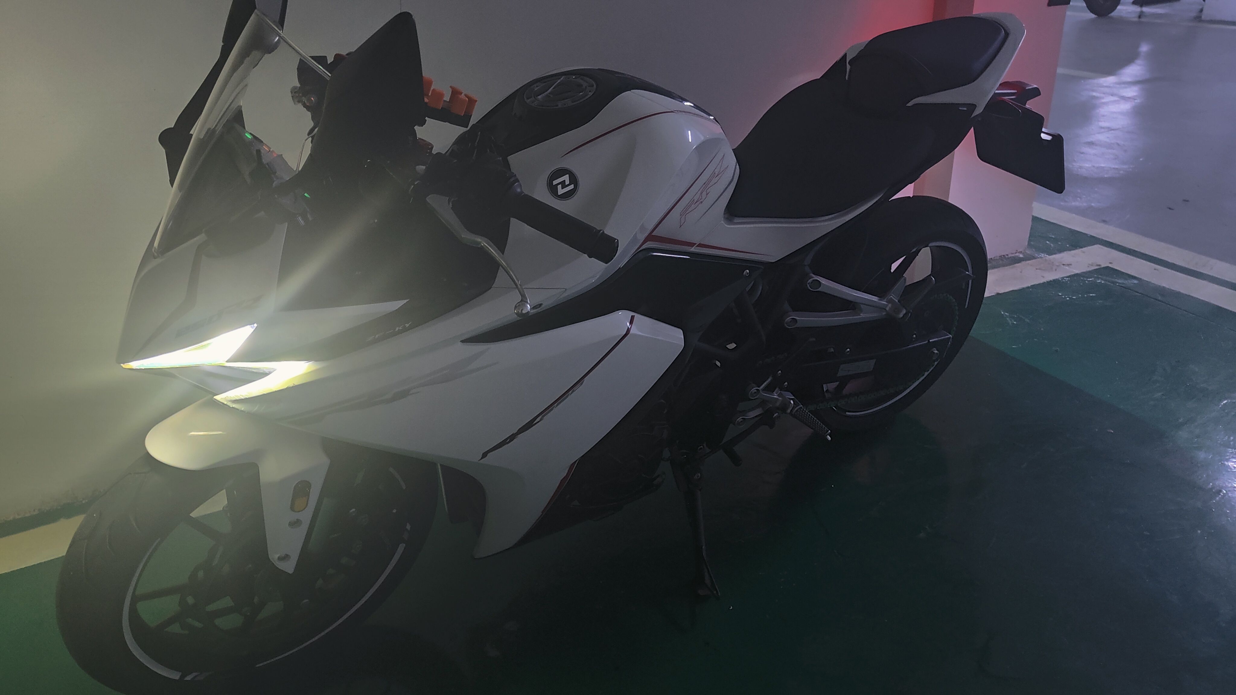 凯越 250RR 刺鸟