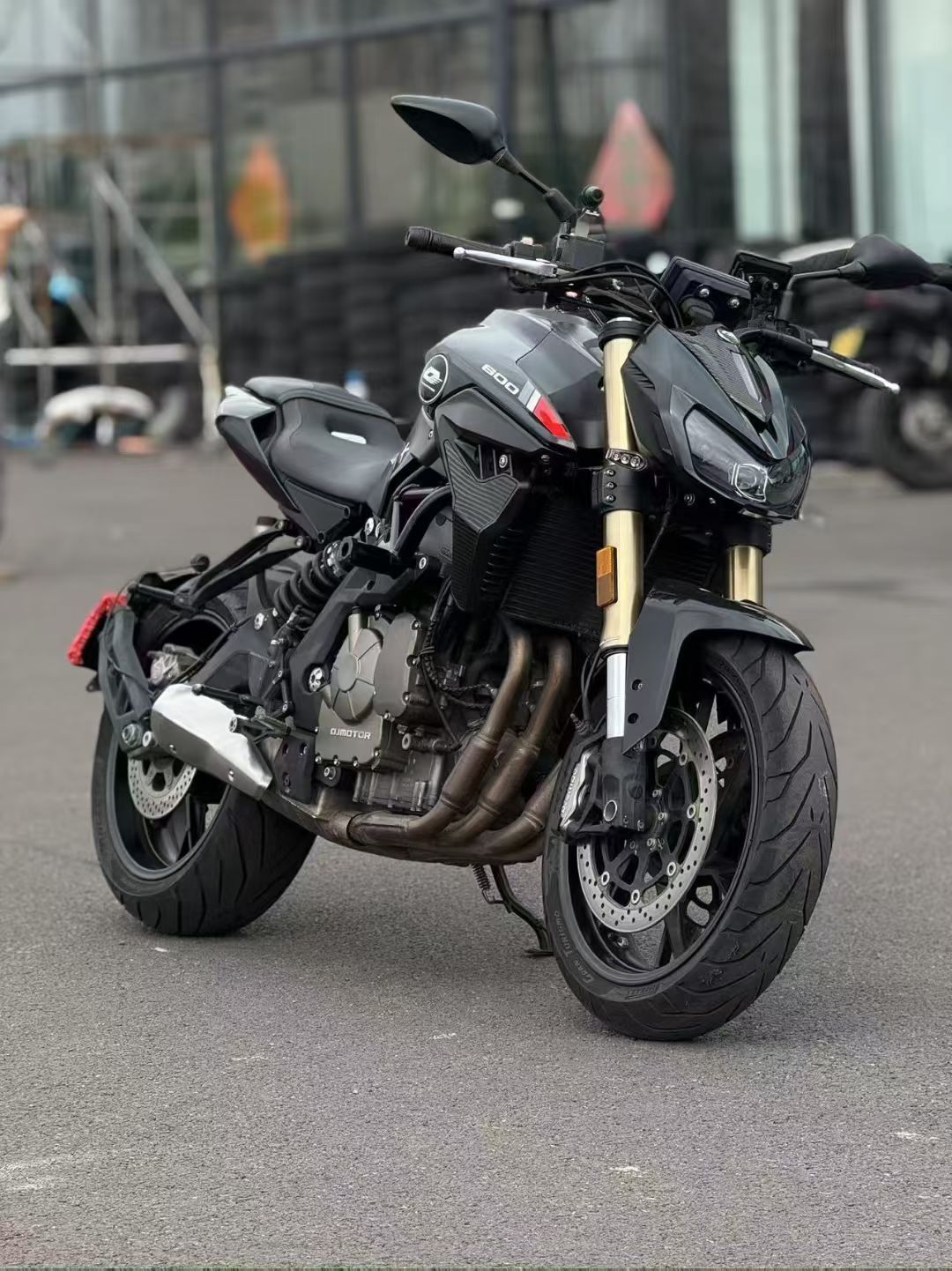 QJMOTOR 追600