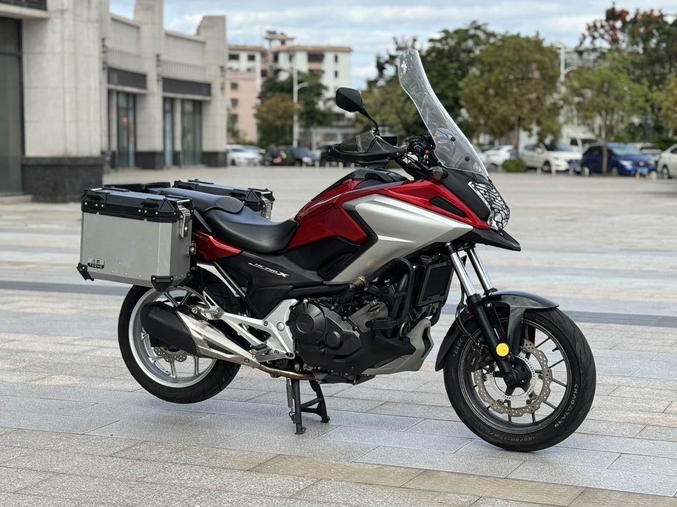 本田DREAMWING NC750X