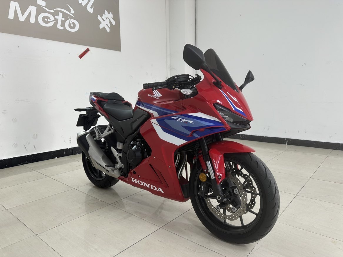 本田WING CBR400R