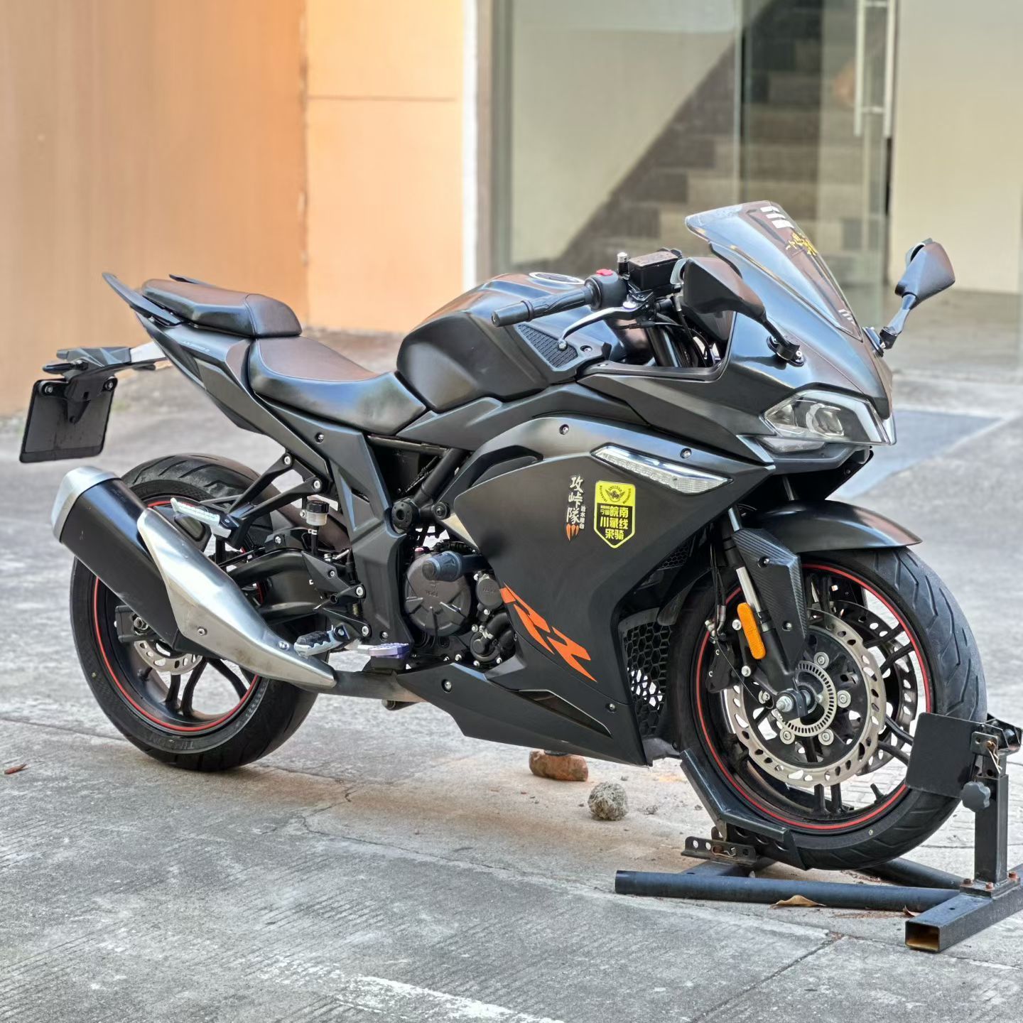 无极 300RR