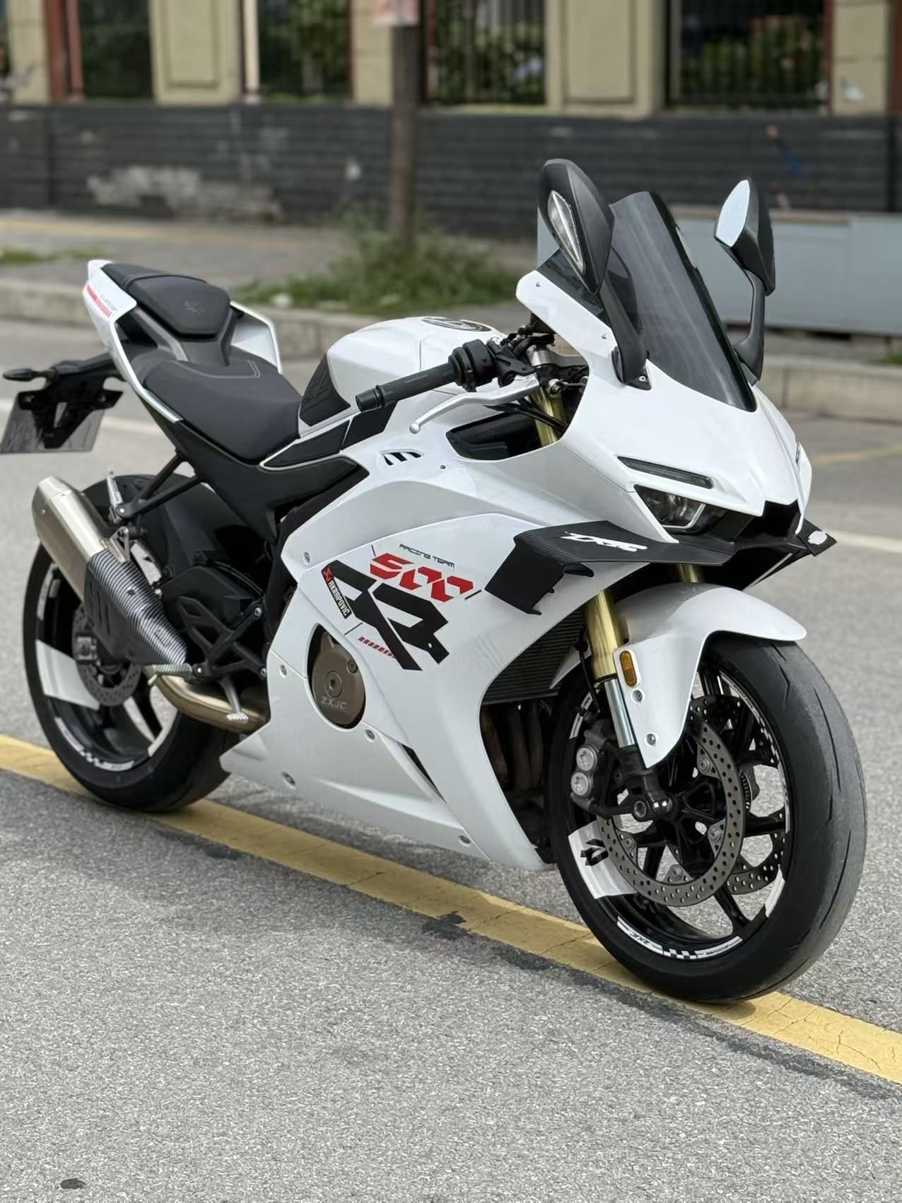 张雪机车 500RR