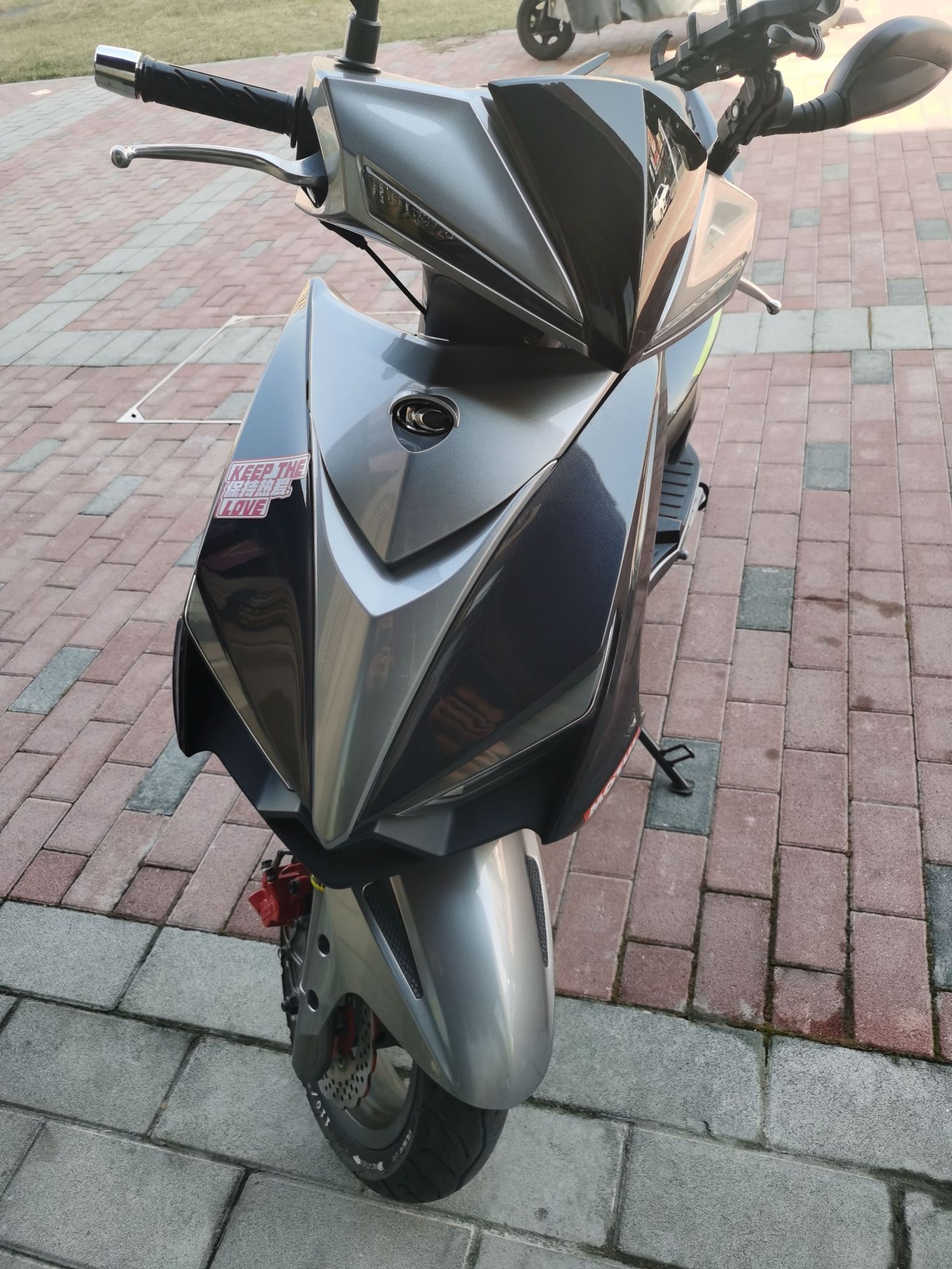 光阳 弯道150