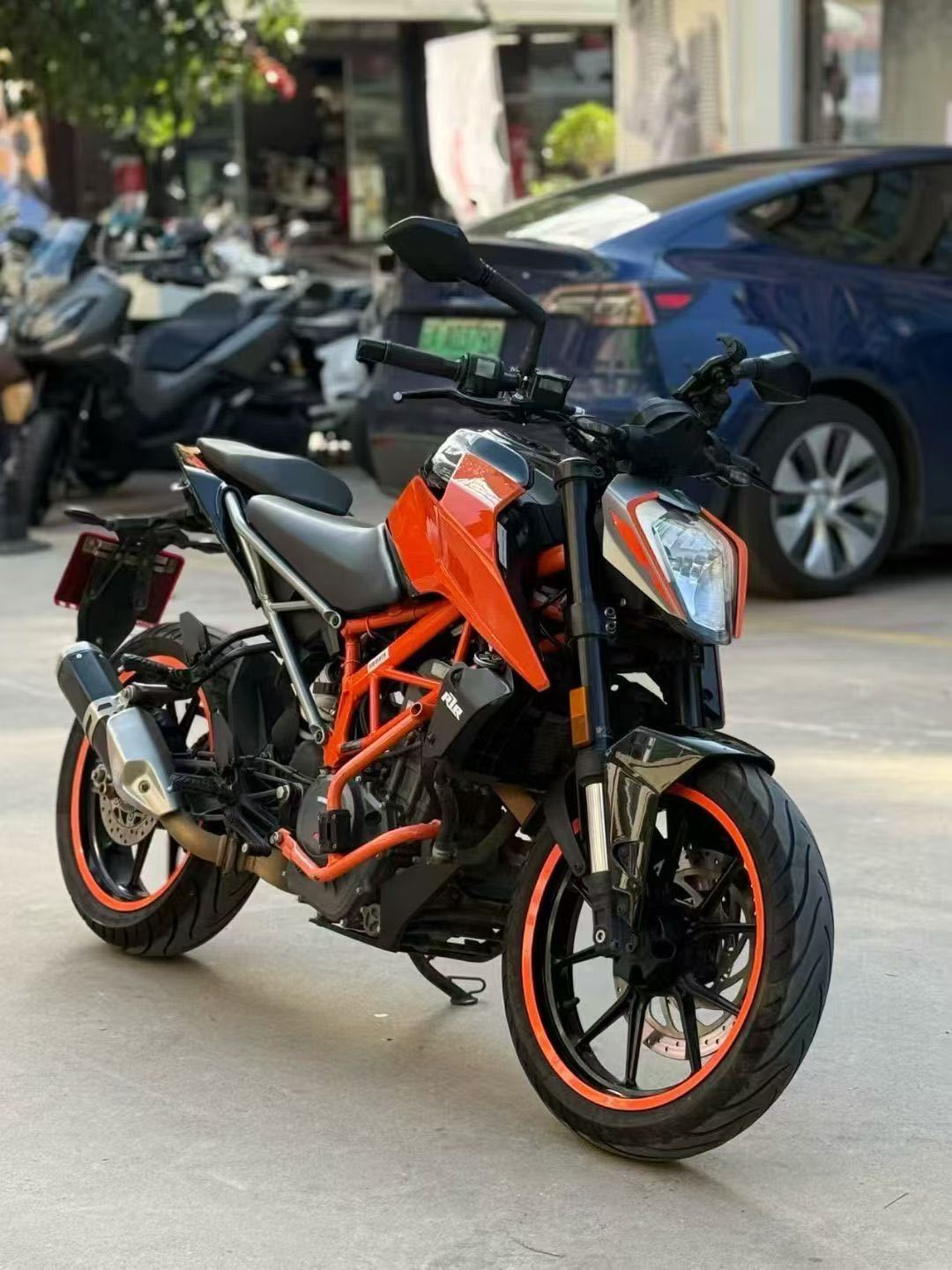 KTMR2R 250 Duke