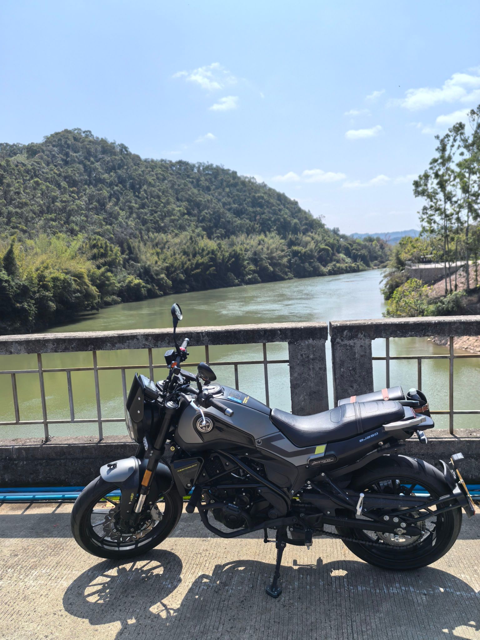 贝纳利 幼狮 Leoncino 250