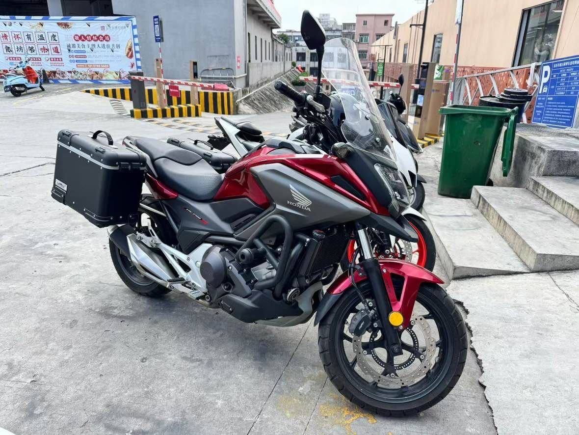 本田DREAMWING NC750X