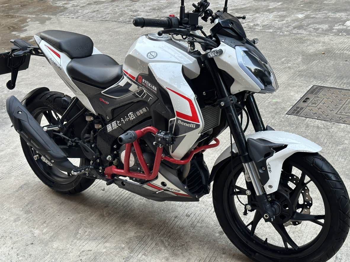 贝纳利 小迅龙 BN150S