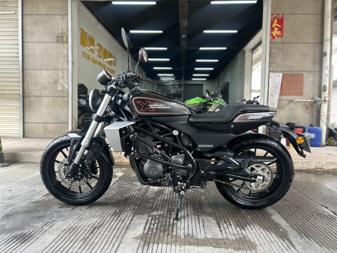 哈雷戴维森 X 350