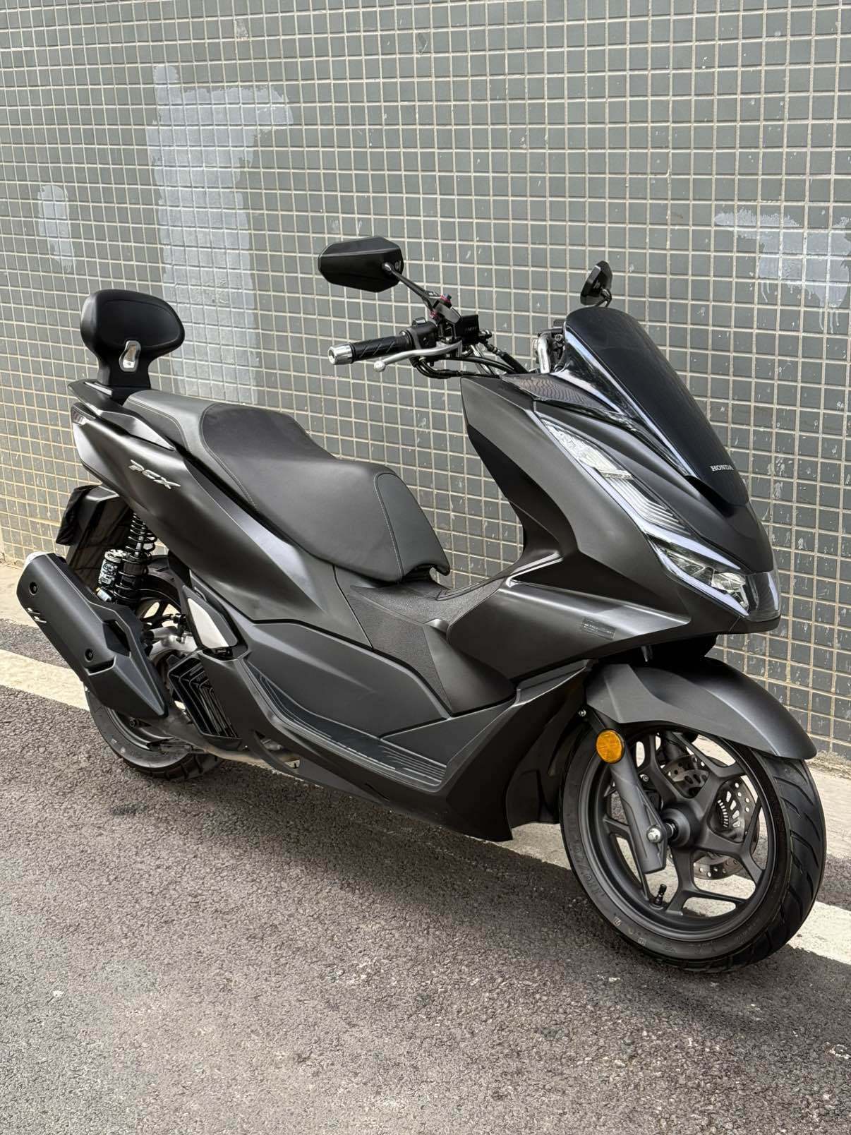 五羊本田 PCX
