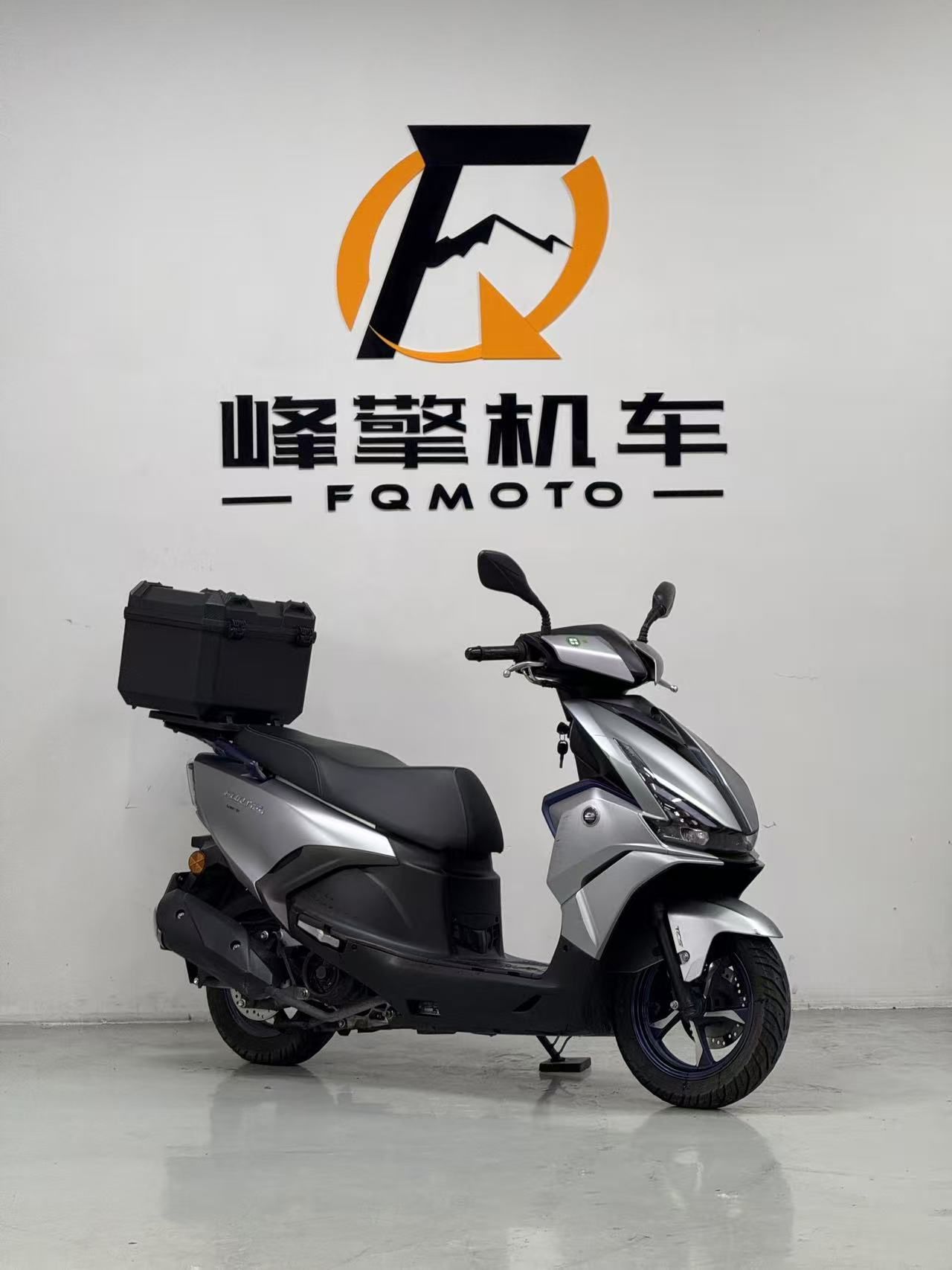 QJMOTOR 鸿150 City