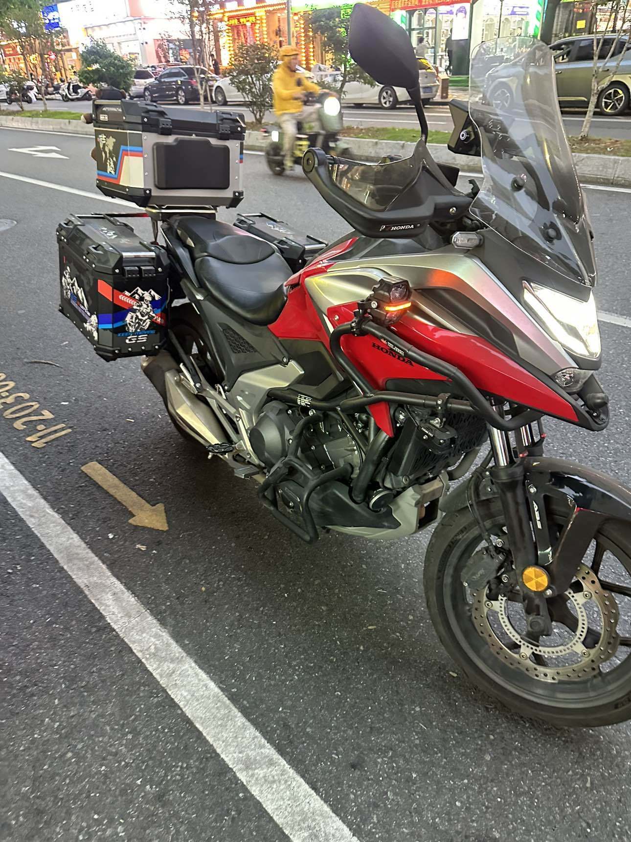 本田DREAMWING NC750X
