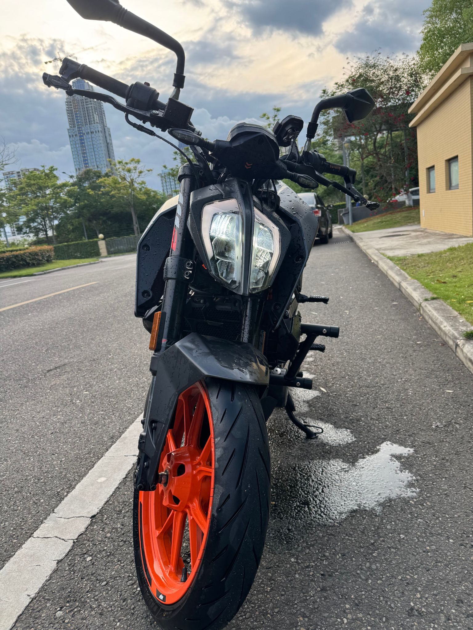 KTMR2R 250 Duke