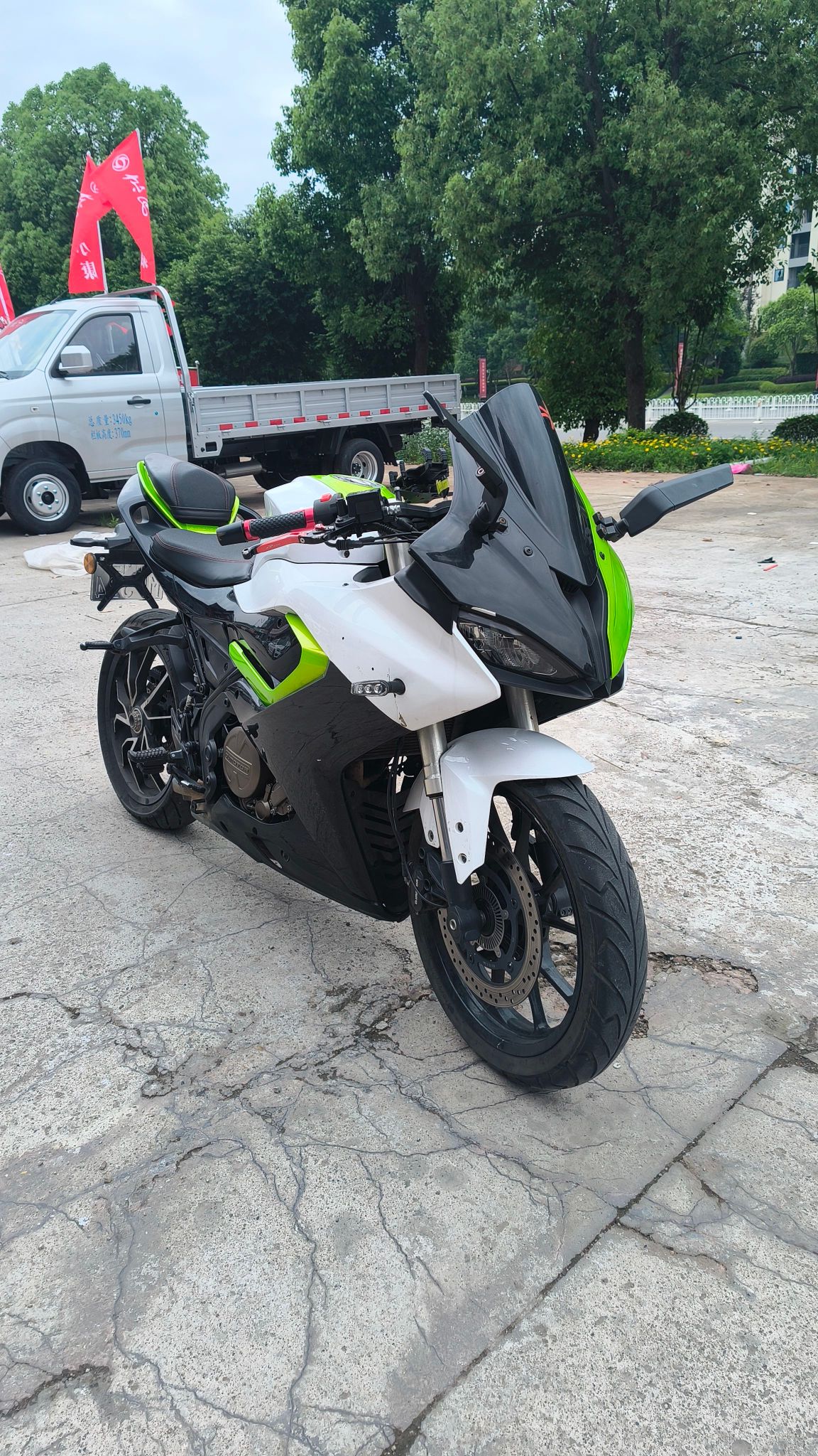 QJMOTOR 赛250