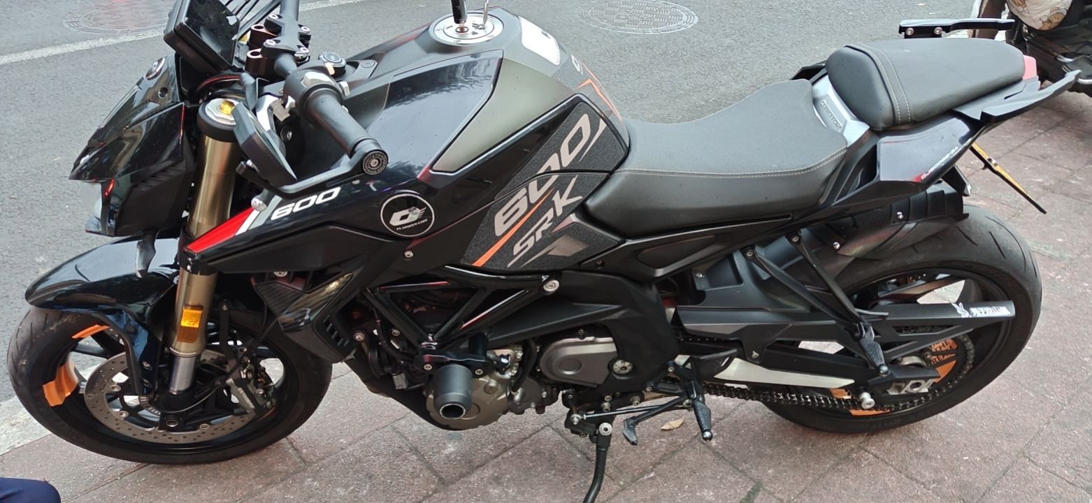 QJMOTOR 追600