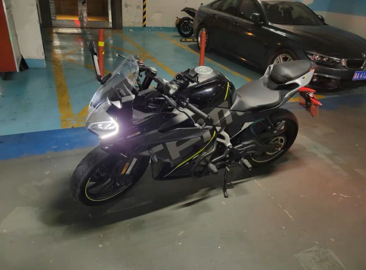 春风 250SR